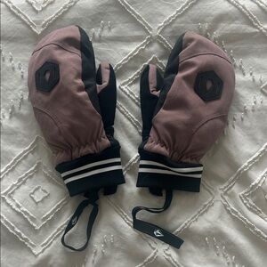 Volcom snowboard mittens
